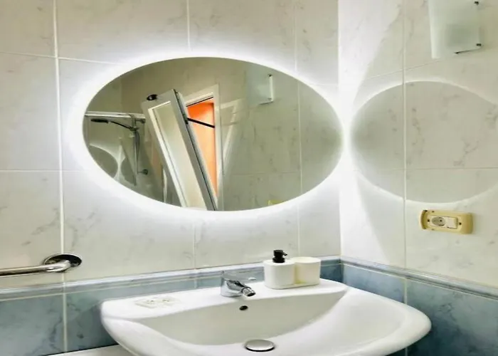 Ground-floor 1 Bedroom Condopool &wifi Costa Adeje