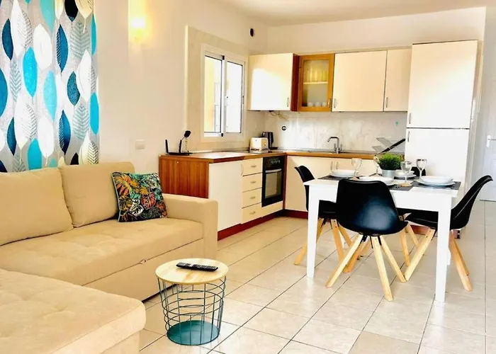 Ground-floor 1 Bedroom Condopool &wifi Costa Adeje 公寓 卡亚俄萨尔瓦赫