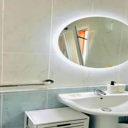 Ground-floor 1 Bedroom Condopool &wifi Costa Adeje 칼라오살바헤