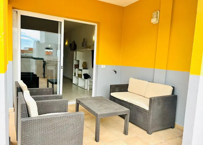 Ground-floor 1 Bedroom Condopool &wifi Costa Adeje *