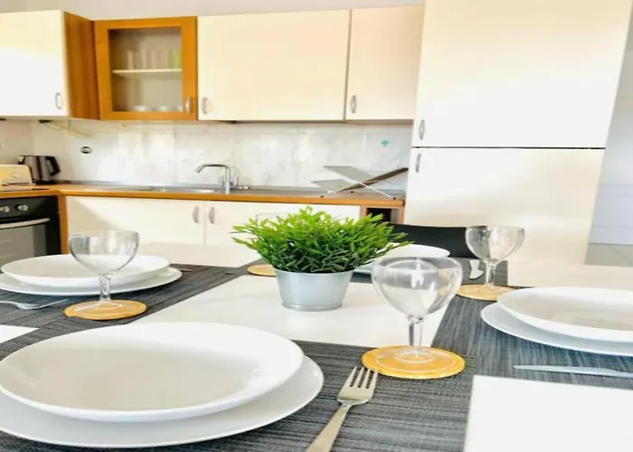 Lägenhet Ground-floor 1 Bedroom Condopool &wifi Costa Adeje *