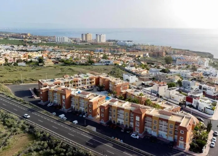 Ground-floor 1 Bedroom Condopool &wifi Costa Adeje Apartment