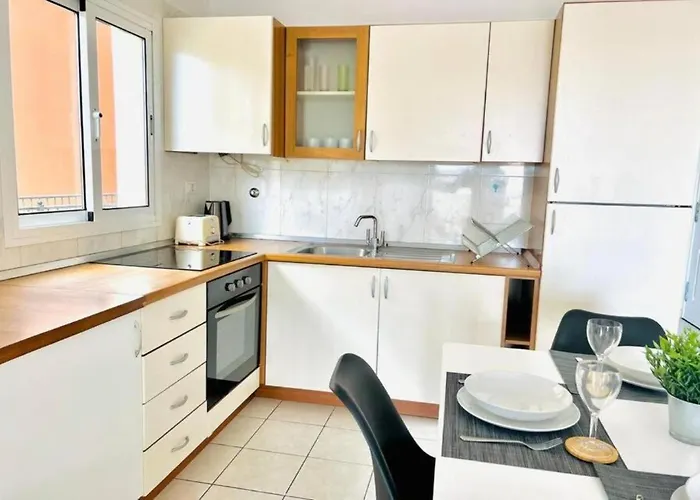 Ground-floor 1 Bedroom Condopool &wifi Costa Adeje Apartment Callao Salvaje